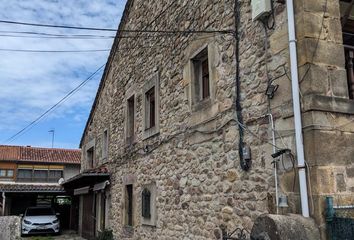 Villa en  Los Corrales De Buelna, Cantabria