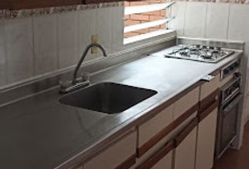 Apartamento en  Aguacatala, Medellín