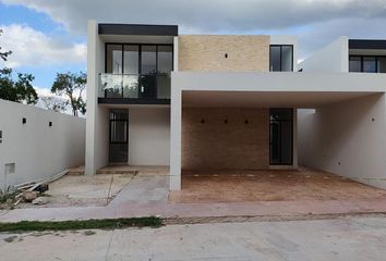 Casa en condominio en  Calle 48, Cholul, Mérida, Yucatán, 97305, Mex