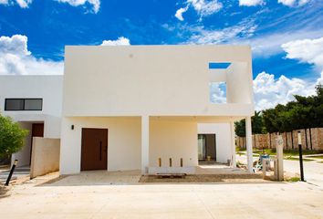 Casa en  Club De Golf La Ceiba, Mérida, Yucatán