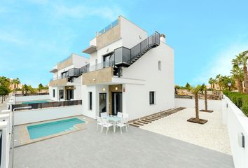 Villa en  Distrito 2 - Urbanizaciones - Los Naúfragos, Torrevieja