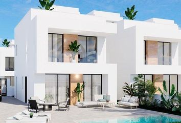 Villa en  Distrito 2 - Urbanizaciones - Los Naúfragos, Torrevieja