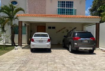 Casa en  Calle Antillas, Lagos Del Sol, Benito Juárez, Quintana Roo, 77567, Mex