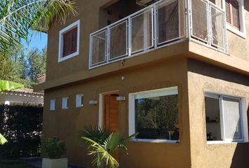 Casa en  Santa Rosa De Calamuchita, Córdoba