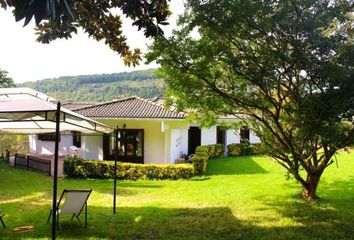 Chalet en  Urnieta, Guipúzcoa