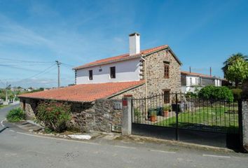 Chalet en  Betanzos, Coruña (a) Provincia