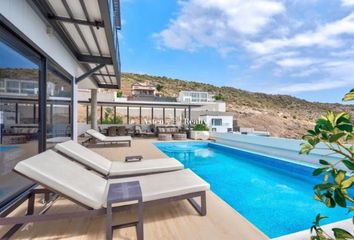 Chalet en  Costa Adeje, St. Cruz De Tenerife