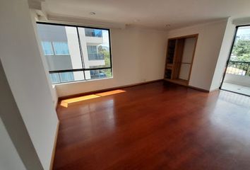 Apartamento en  Los Alamos, Pereira