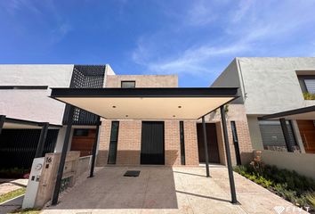 Casa en  Altozano, Santiago De Querétaro, Querétaro, Mex