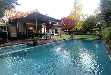 Casa en  Lo Barnechea, Provincia De Santiago