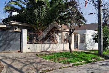 Casa en  La Reina, Provincia De Santiago