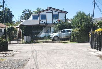 Casa en  Vitacura, Provincia De Santiago