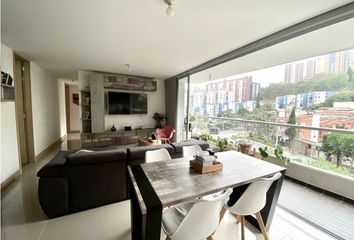 Apartamento en  Poblado, Medellín