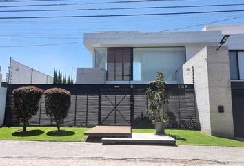 Casa en  Colonia Jurica, Municipio De Querétaro