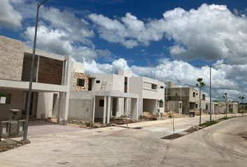 Casa en  Calle 18 108-108, Cholul, Mérida, Yucatán, 97305, Mex