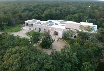 Casa en  Yucatan Country Club, Mérida, Yucatán, Mex