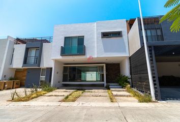 Casa en condominio en  Paseo De Los Ficos, Bosque Cedros Santa Anita, San Agustín, Tlajomulco De Zúñiga, Jalisco, 45645, Mex