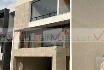 Casa en  Calle San Pedro, Santoral, Mitras Poniente, García, Nuevo León, 66036, Mex