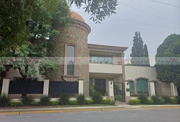 Casa en  Vía Borelli 204, Fuentes Del Valle, San Pedro Garza García, Nuevo León, 66224, Mex