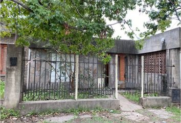 Casa en  Puerto General San Martín, Santa Fe