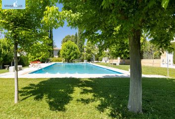 Chalet en  Albolote, Granada Provincia