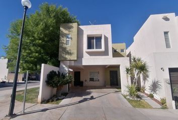 Casa en  Paseo De Las Palmas, Encordada Del Valle, Chihuahua, 31160, Mex