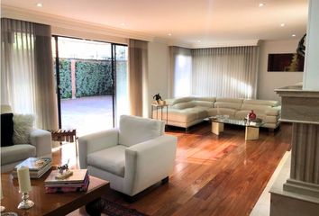 Apartamento en  La Carolina, Bogotá