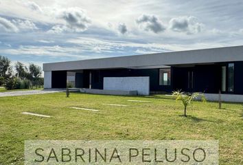 Casa en  Colonia De Chacras Del Rio Luján, Partido De Luján