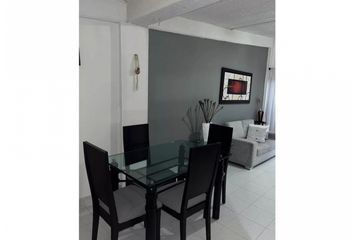 Apartamento en  Loma De Los Bernal, Medellín