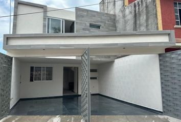 Casa en  Mariano Escobedo, Morelia, Morelia, Michoacán
