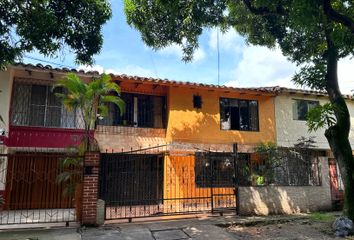 Casa en  El Lido, Cali