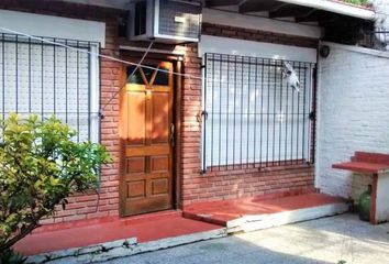 Casa en  Valentín Alsina, Partido De Lanús