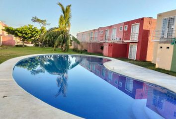 Casa en condominio en  Nuevo Cayaco, Acapulco De Juárez