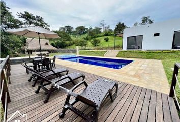 Villa-Quinta en  Quebradanegra, Cundinamarca