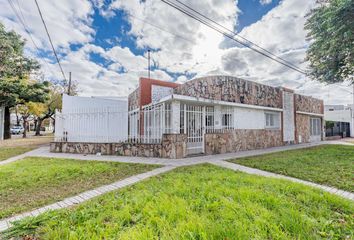 Casa en  Alberdi, Rosario