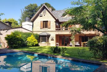 Casa en  Quartier Lomas De La Horqueta, Partido De San Isidro