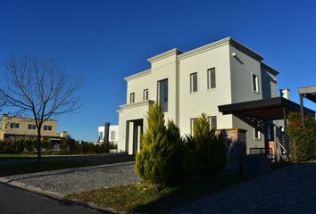 Casa en  El Cantón Golf, Partido De Escobar