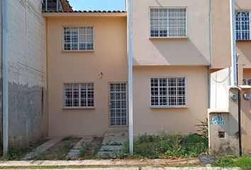 Casa en  Calle Olivos, Los Encinos, Tuxtla Chico, Chiapas, 30866, Mex