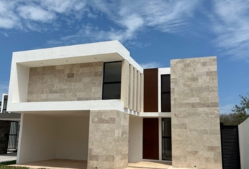 Casa en  Pueblo Cholul, Mérida, Yucatán