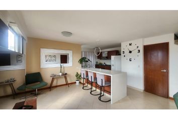 Apartamento en  Loma De Los Bernal, Medellín