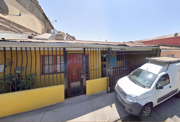 Casa en  Pasaje Lircay 1296, Pudahuel, Santiago, Metropolitana De Santiago, 9040317, Chl