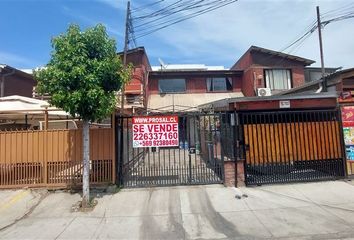 Casa en  Calle Juan Pablo Ii 11422, La Florida, Santiago, Metropolitana De Santiago, 8310910, Chl