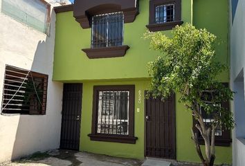 Casa en  Calle Sorrentino, Santa Fé 5, Pórticos De San Antonio, Tijuana, Baja California, 22664, Mex