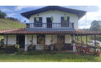 Villa-Quinta en  Marinilla, Antioquia