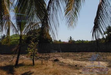 Lote de Terreno en  Coyuca De Benítez Centro, Coyuca De Benítez