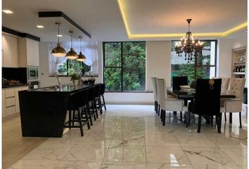 Apartamento en  Poblado, Medellín