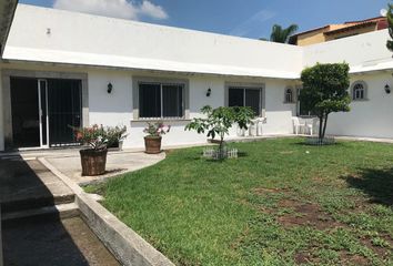 Casa en  Fraccionamiento Villas Del Mesón, Municipio De Querétaro