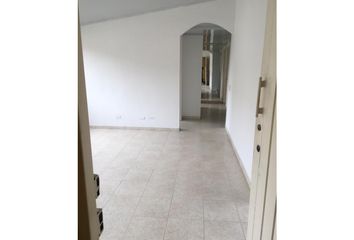 Apartamento en  Ciudad Los Álamos, Cali