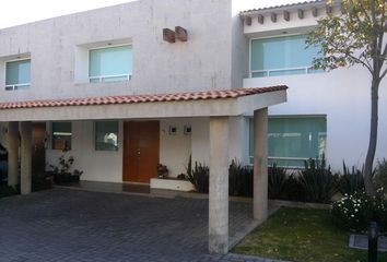 Casa en condominio en  Coapanoaya, Ocoyoacac