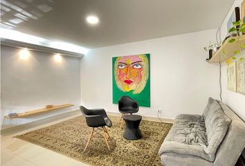 Casa en Carrera 24da 17 59-87, Altos Del Poblado, Medellín, Antioquia, Col